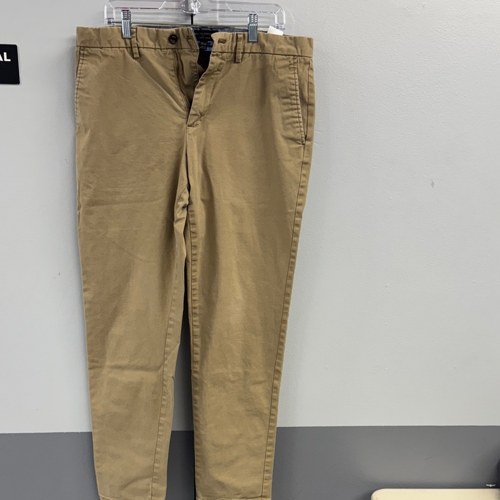 Banana Republic Khaki Chino Pants - Light Brown